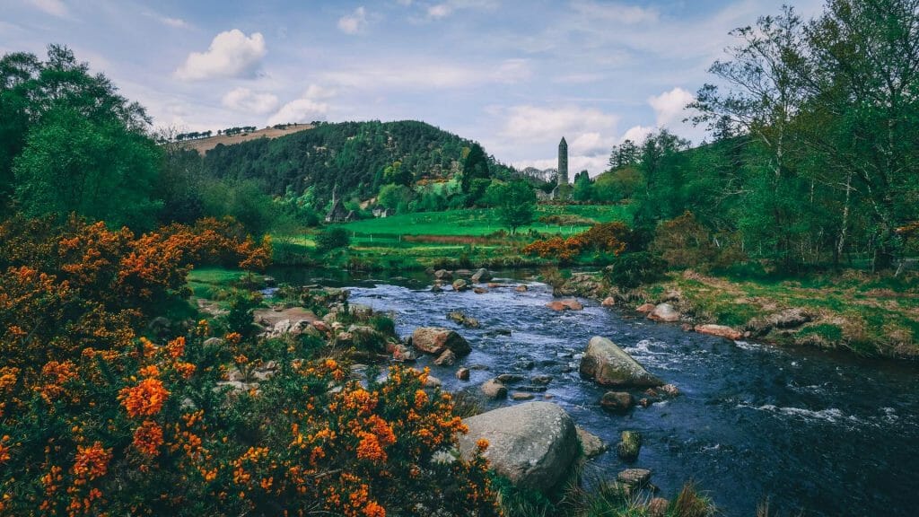 visiter Glendalough en Irlande