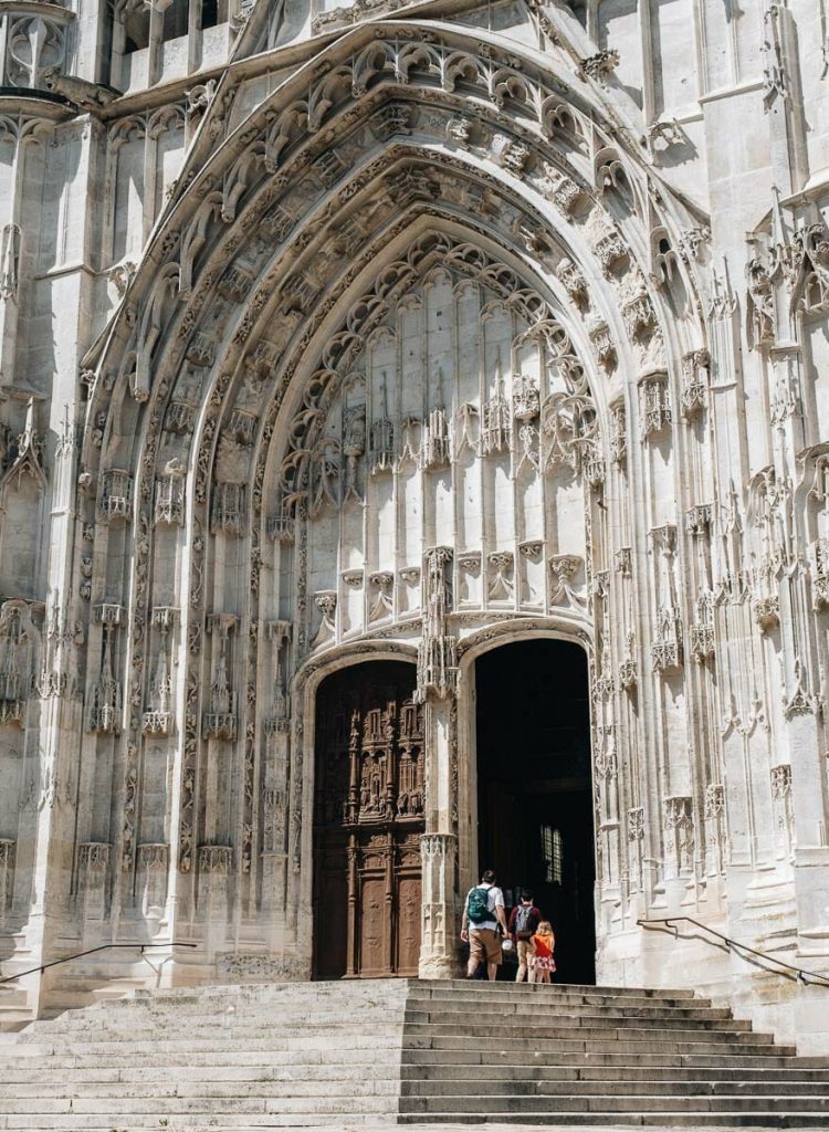 visiter beauvais cathédrale